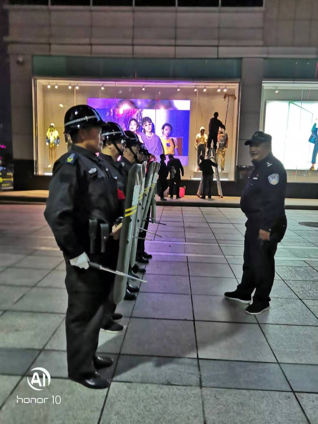 大家知道保安員是什么嗎？下面跟著襄陽戎安的介紹一起了解下吧！